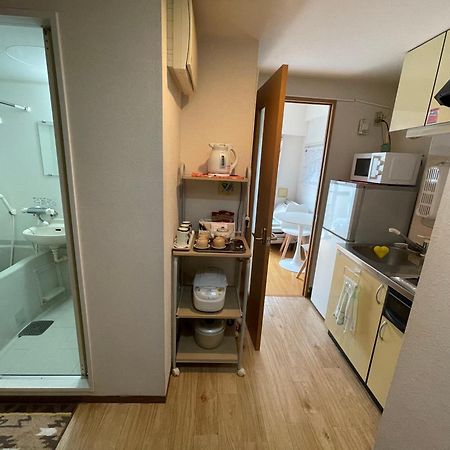 新宿庭院の屋-Shinjuku Garden Home -28 Square Meters King Size Bed Garden Room Tokio Buitenkant foto